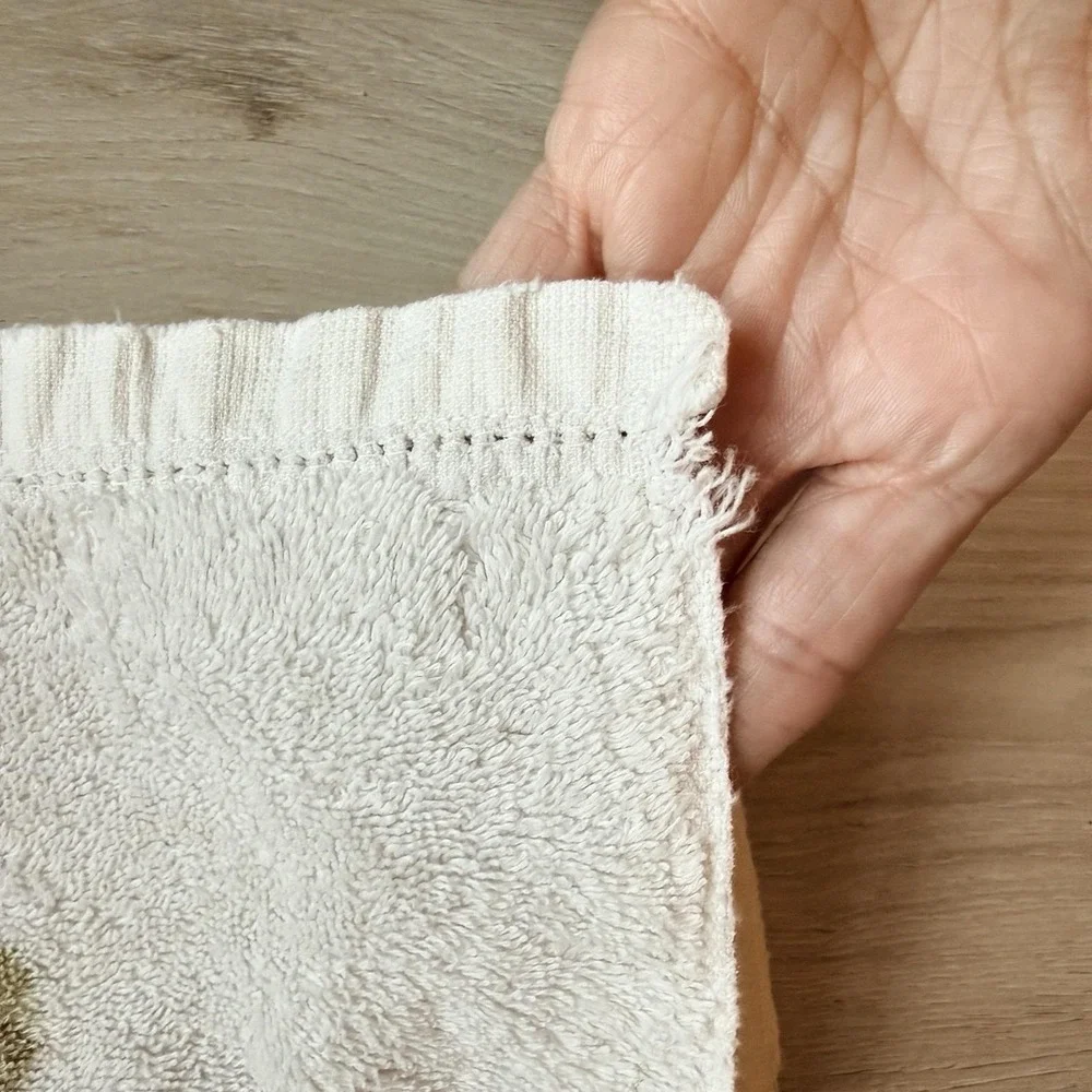 Fieldcrest Royal Velvet Bath Towel Vintage Golden Flowers 70's Cotton Fringe